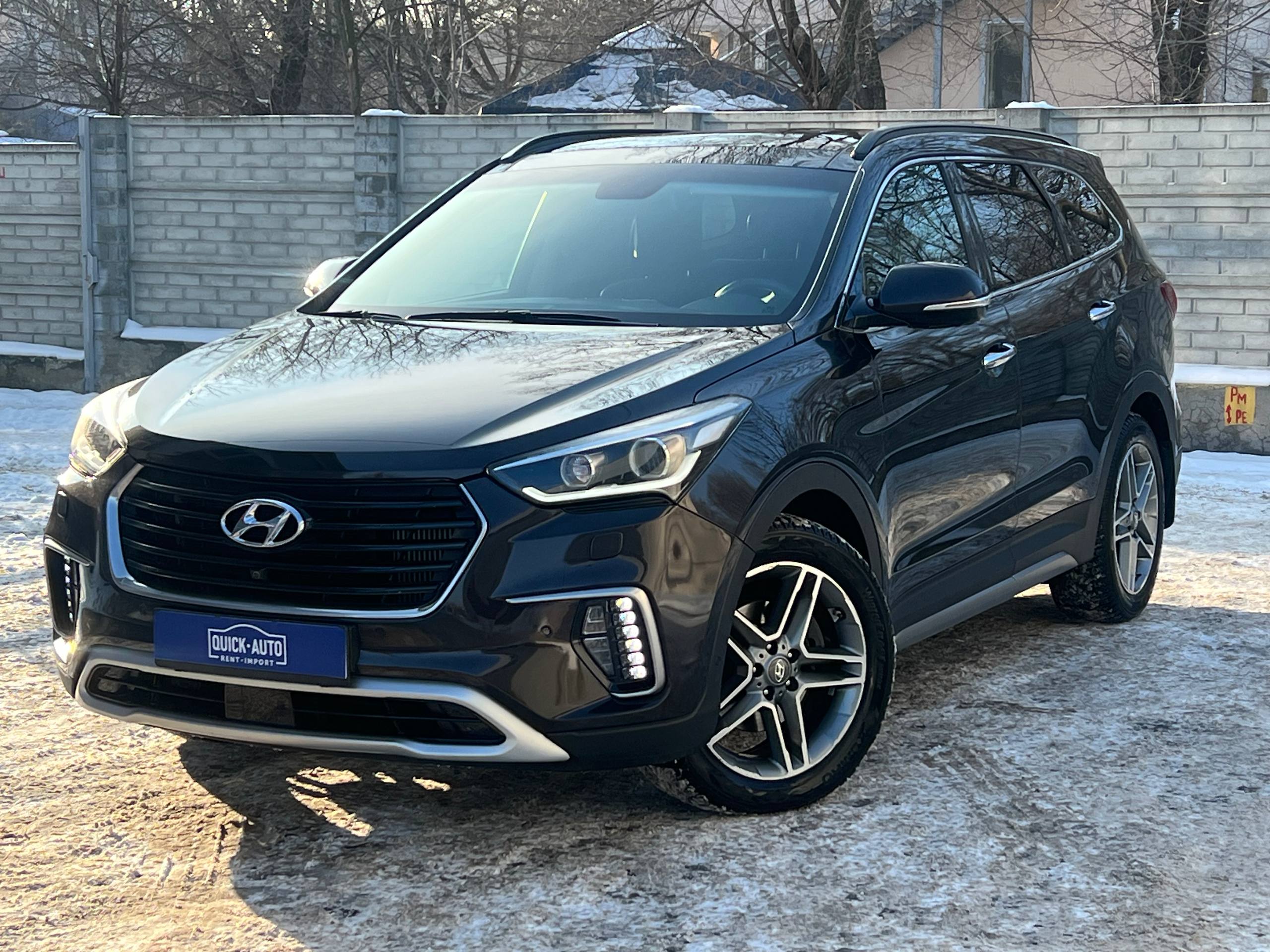 HYUNDAI GRAND SANTA-FE